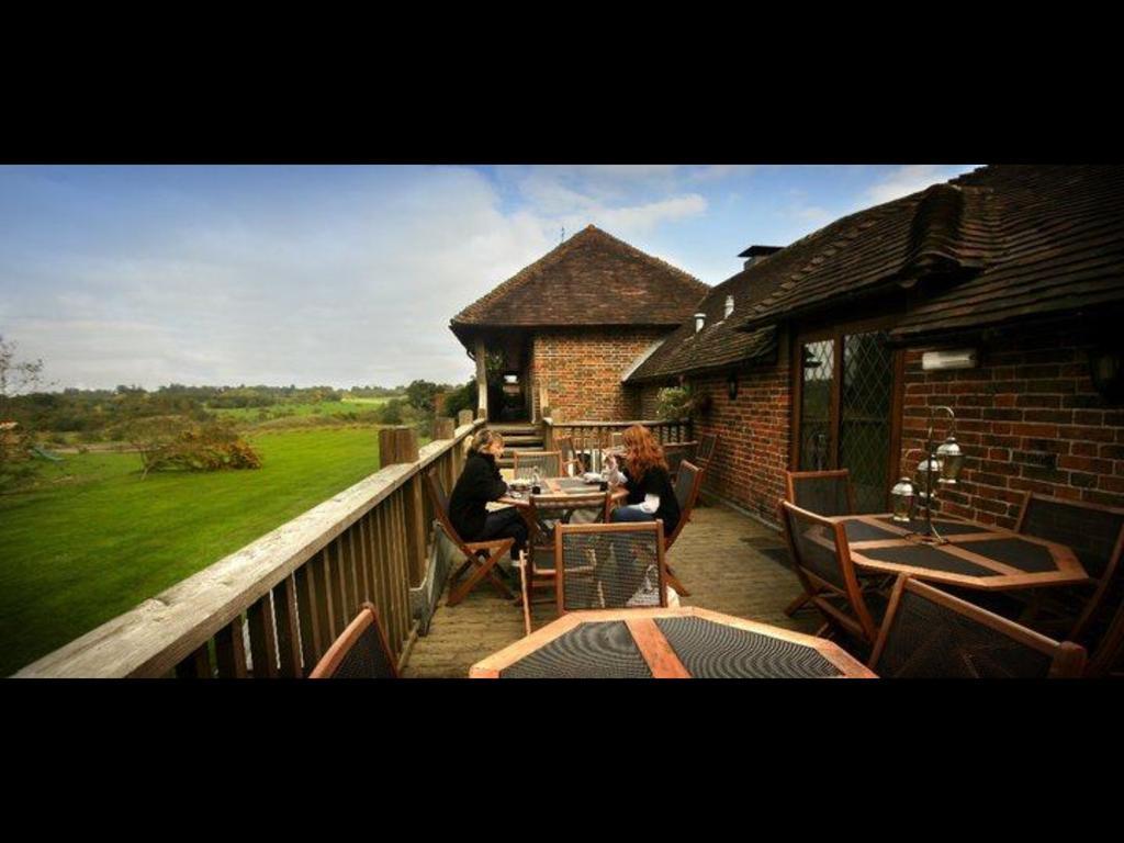 Crockstead Farm Hotel Луис Екстериор снимка