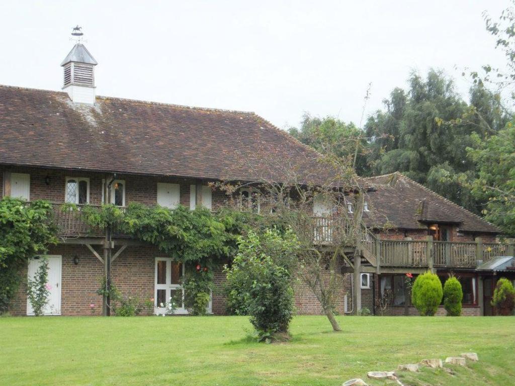 Crockstead Farm Hotel Луис Екстериор снимка