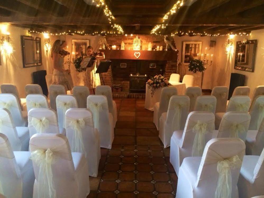 Crockstead Farm Hotel Луис Екстериор снимка